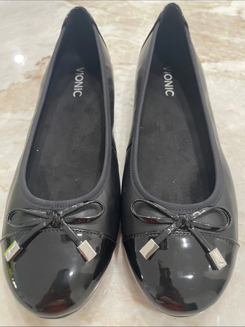 Vionic Minna Ballet Black Patent Toe Flats with Bow